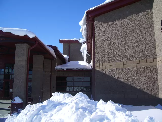 Hur mycket snö tål taket? Viktig information för ditt taks hållbarhet - Renovering och Förbättringar