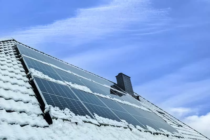 Optimal solcellsbelysning för vintertid i Sverige - Solceller för Olika Tillämpningar