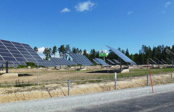 Effektiv solenergi i Umeå: Fördelar och möjligheter - Installation av Solceller
