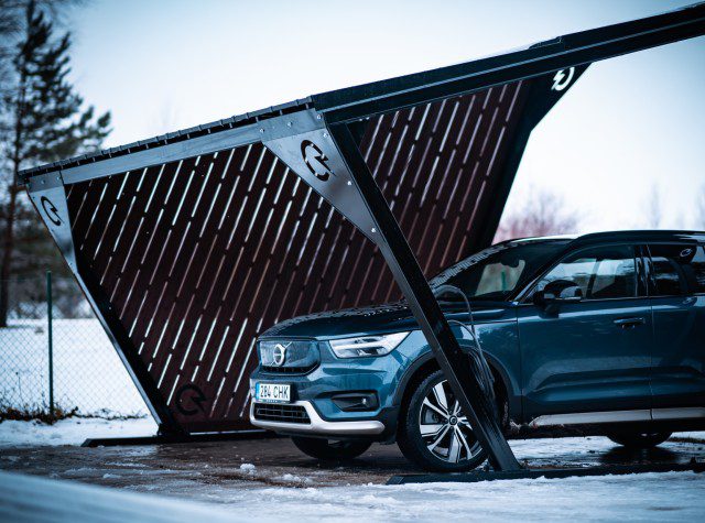 Effektiv användning av solceller i Västerbotten Effektiv användning av solceller i Västerbotten - Installation av Solceller